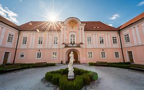 Zamek Hradek U Susice